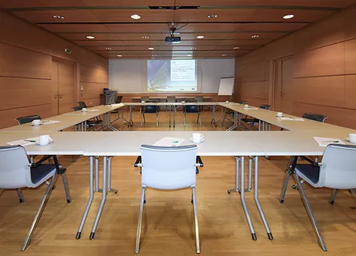 SPACES: Meeting room: Event space - Veranstaltungssaal TIC Steyr 3 Unser Veranstaltungssaal im TIC Steyr als Ihr Event Space